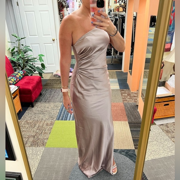 Revelry Strapless Satin Dress in Mauve - Picture 4 of 8